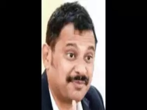 ips-officer-appointed-principal-secretary-in-maha-cmo